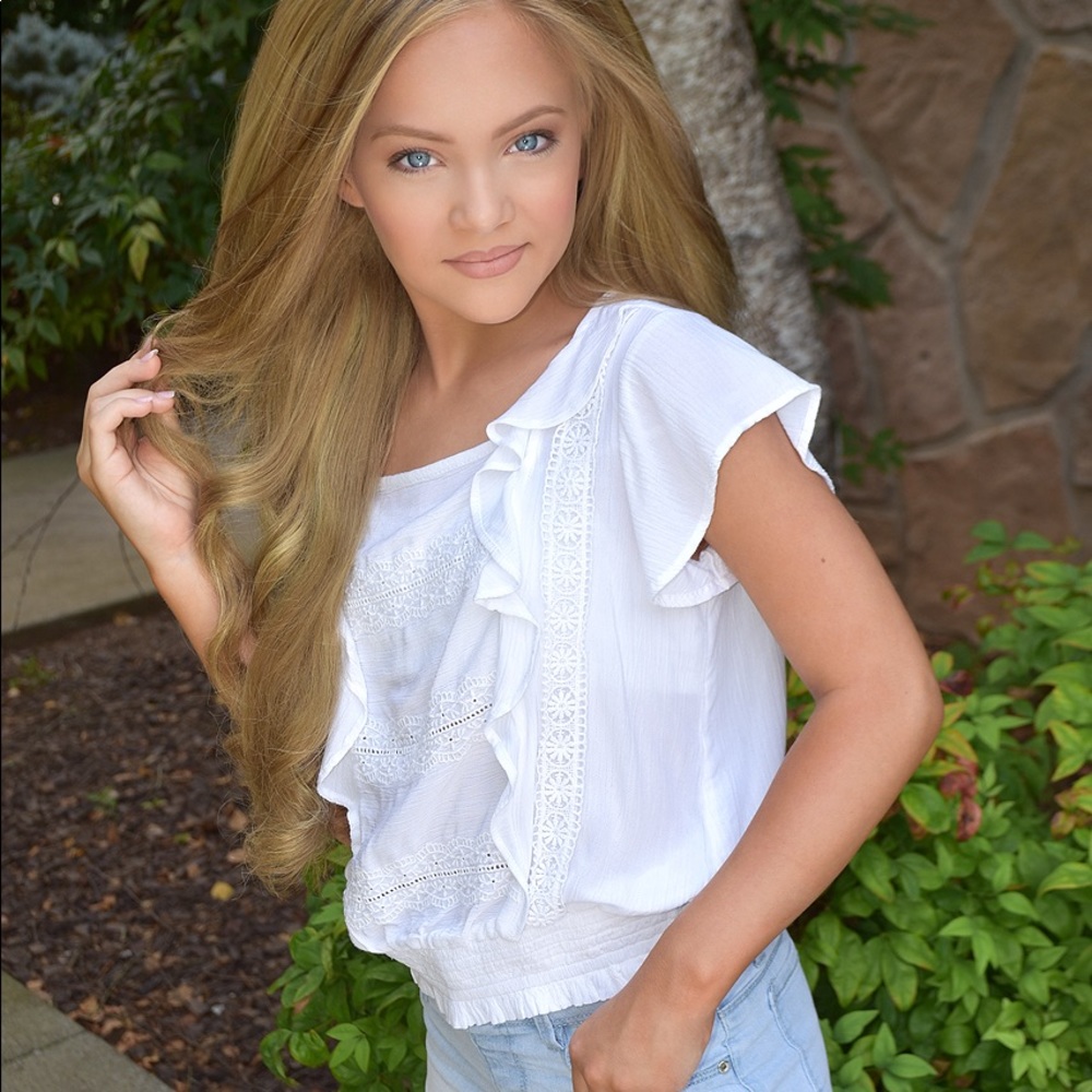 pretty white shirt